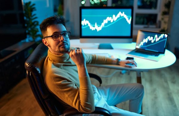 Monde du business et du digital : 6 domaines à contrôler pour réussir son projet d'entreprise